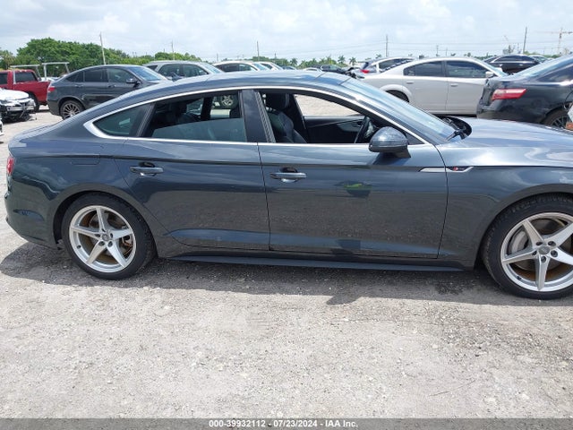 WAUDNCF51KA088431 Audi A5 45 Premium
