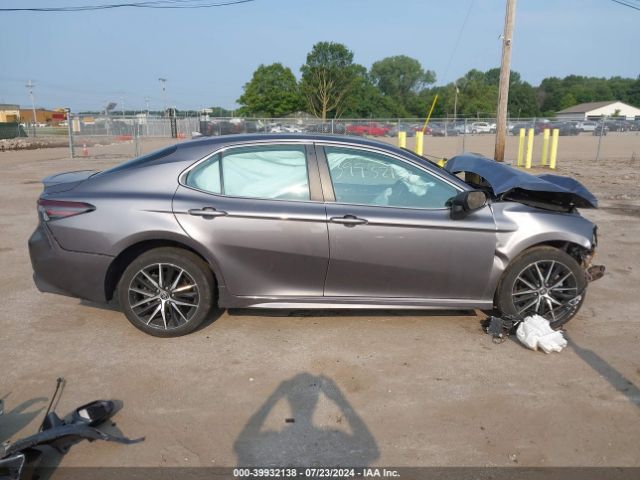 4T1G11BK3NU066022 Toyota Camry Se Awd