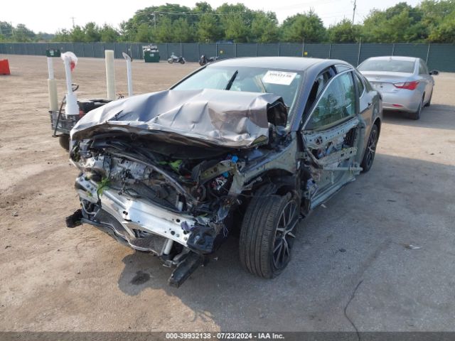 4T1G11BK3NU066022 Toyota Camry Se Awd