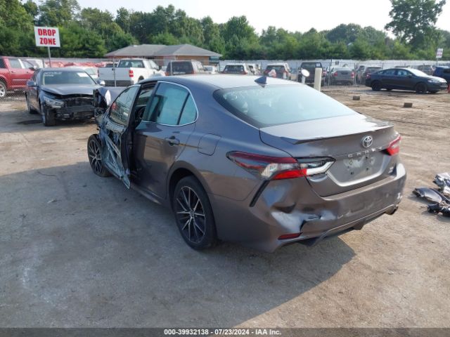 4T1G11BK3NU066022 Toyota Camry Se Awd