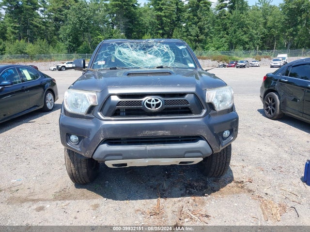 Toyota Tacoma Base V6 2015 3TMLU4EN5FM193149 Image 13