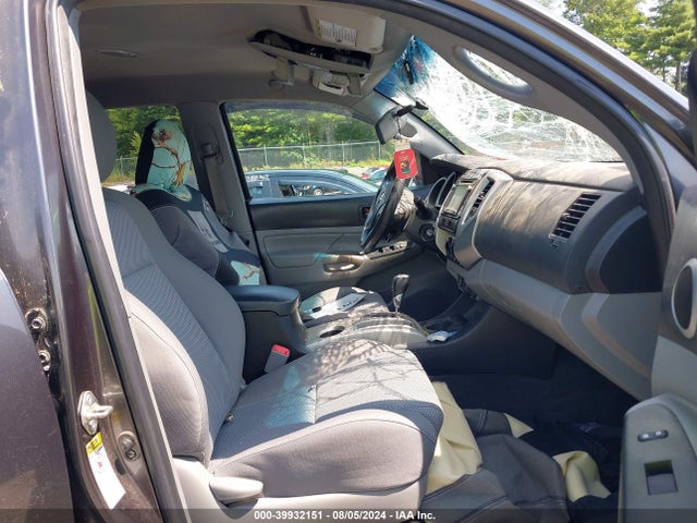 Toyota Tacoma Base V6 2015 3TMLU4EN5FM193149 Image 5