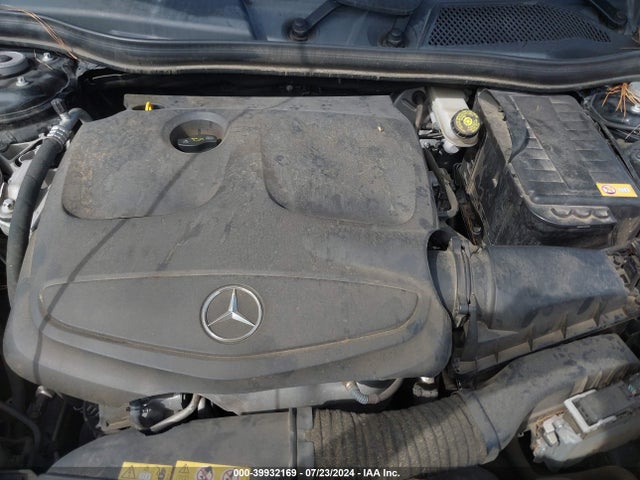 WDCTG4GB8FJ101906 Mercedes-Benz Gla 250 4matic