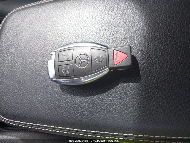 WDCTG4GB8FJ101906 Mercedes-Benz Gla 250 4matic