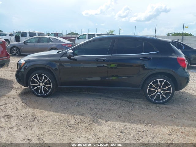 WDCTG4GB8FJ101906 Mercedes-Benz Gla 250 4matic