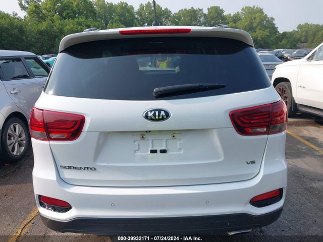 KIA Sorento 3.3l S 2019 5XYPG4A52KG609115 Image 16