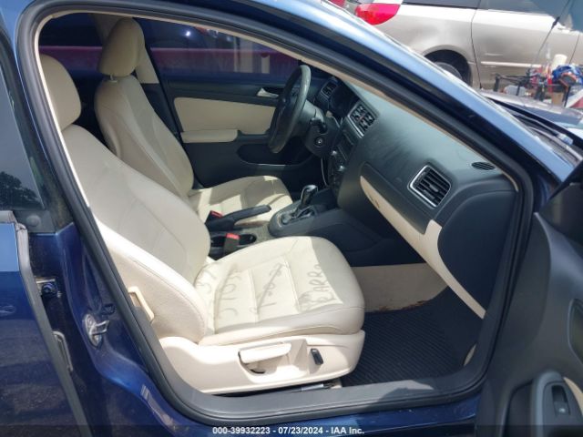 3VWD17AJ2EM416308 Volkswagen Jetta 1.8t Se