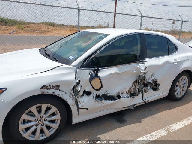 Toyota CAMRY LE 2020 4T1C11AK4LU983547 Image 6