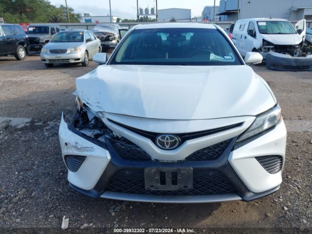 4T1B61HK2JU063965 Toyota CAMRY XSE