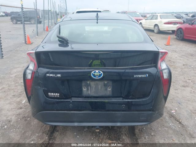 JTDKARFU6H3044938 Toyota Prius Four