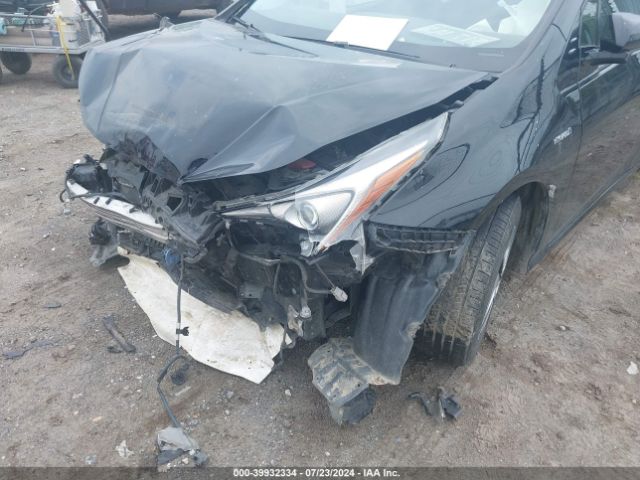 JTDKARFU6H3044938 Toyota Prius Four
