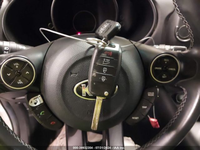 KNDJP3A5XH7464105 KIA SOUL +
