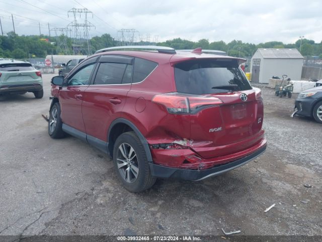 2T3RFREV7JW792899 Toyota Rav4 Xle