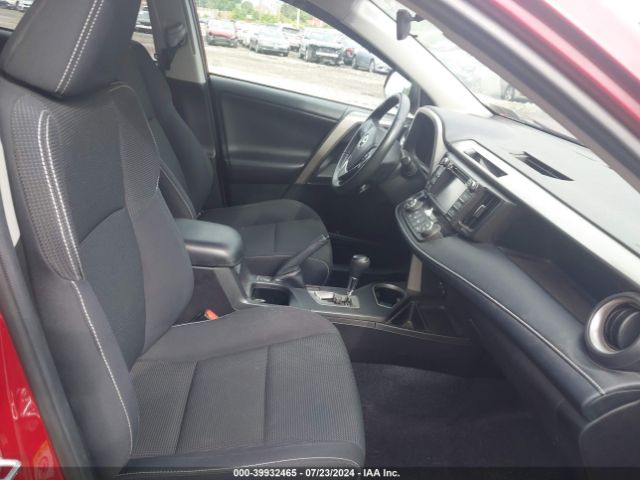 2T3RFREV7JW792899 Toyota Rav4 Xle