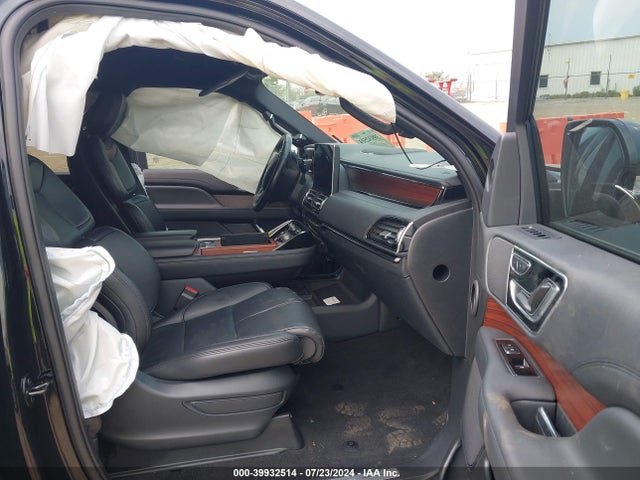 5LMJJ3NG4PEL13597 Lincoln Navigator Standard L