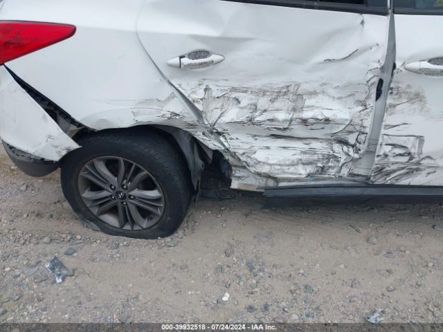 KM8JT3AF0FU967348 Hyundai TUCSON GLS