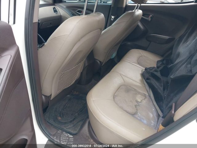 KM8JT3AF0FU967348 Hyundai TUCSON GLS