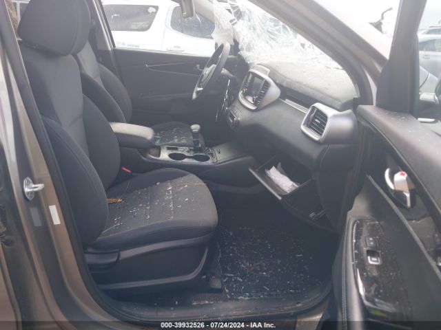 5XYPG4A51KG532382 KIA Sorento 3.3l Lx