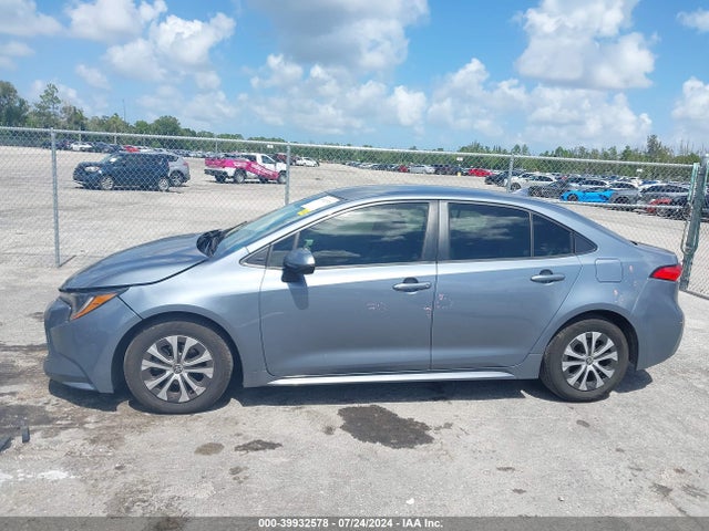 Toyota Corolla Hybrid Le 2022 JTDEAMDE4N3000461 Image 14