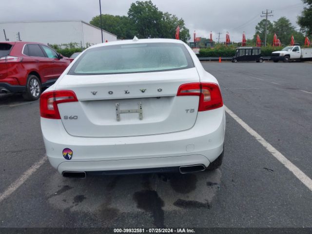 YV126MFKXG2394462 Volvo S60 T5 Drive-e Premier