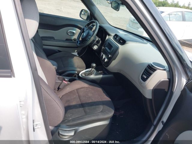 KNDJN2A2XG7827670 KIA Soul