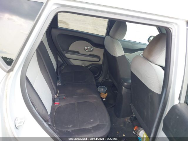 KNDJN2A2XG7827670 KIA Soul