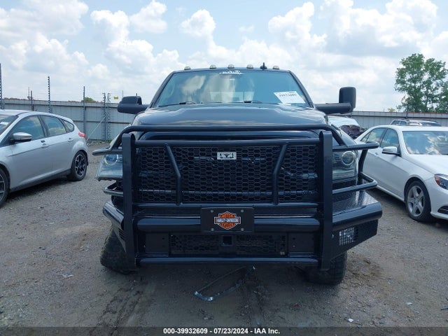 3C6UR5NL1JG142613 RAM 2500 Laramie Mega Cab 4x4 6'4 Box