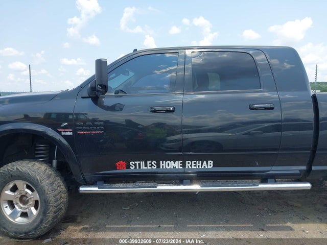 3C6UR5NL1JG142613 RAM 2500 Laramie Mega Cab 4x4 6'4 Box