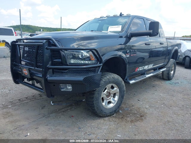 3C6UR5NL1JG142613 RAM 2500 Laramie Mega Cab 4x4 6'4 Box