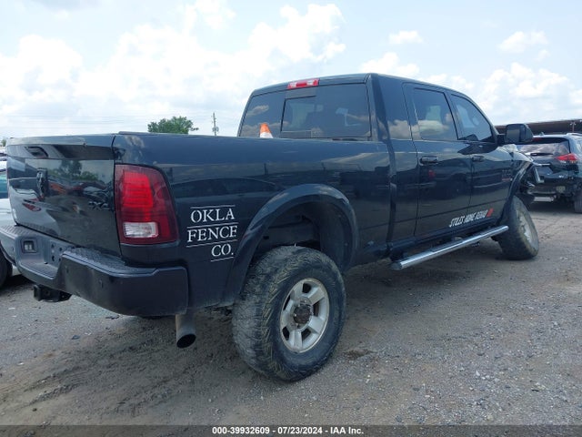 3C6UR5NL1JG142613 RAM 2500 Laramie Mega Cab 4x4 6'4 Box