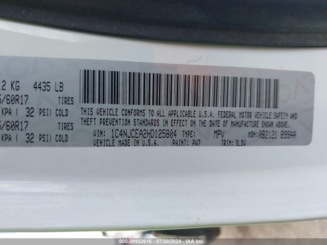 1C4NJCEA2HD125804 Jeep Compass High Altitude Fwd