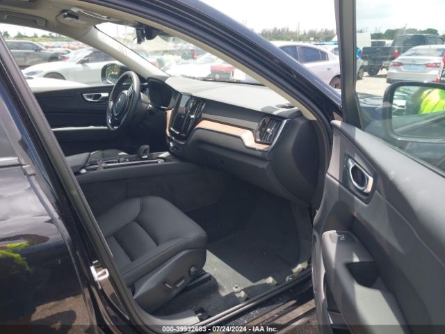 YV4L12RL4R1715791 Volvo Xc60 B5 Plus Dark Theme