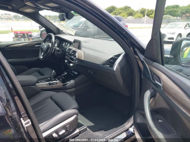 5UXTR7C52KLF29858 BMW X3 Sdrive30i