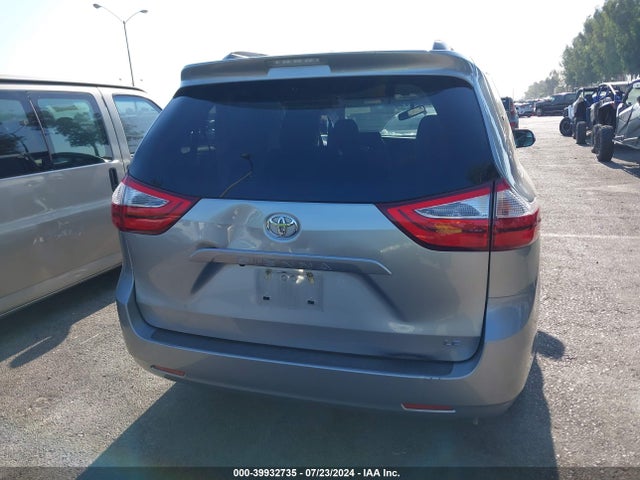 Toyota Sienna Le 8 Passenger 2017 5TDKZ3DC7HS884841 Image 15
