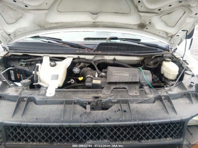 Chevrolet Express 2500 Work Van 2014 1GCWGFCA1E1206751 Image 10