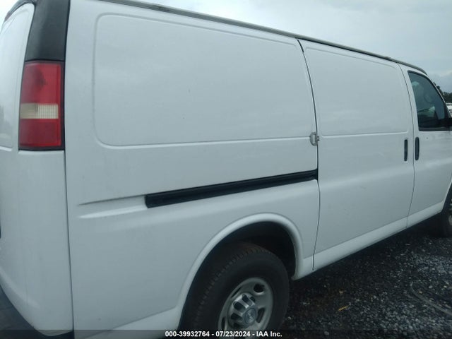 Chevrolet Express 2500 Work Van 2014 1GCWGFCA1E1206751 Image 14
