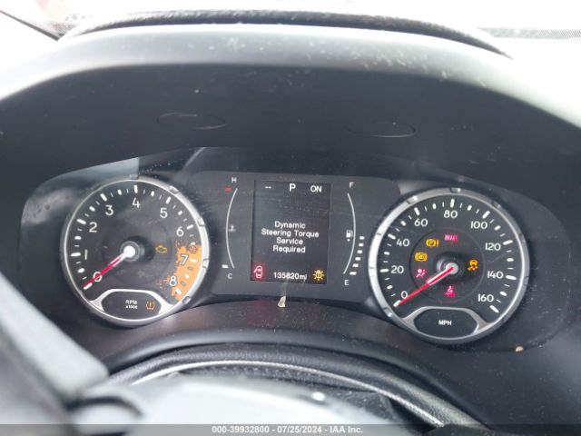 ZACCJAAT3GPE37763 Jeep Renegade Sport