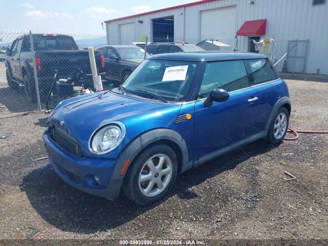 2007 MINI COOPER WMWMF33547TL68356 Photo 1