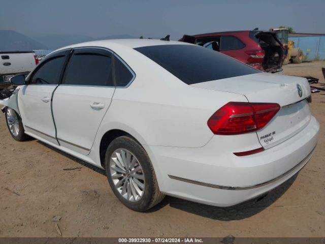 1VWBT7A39GC068059 Volkswagen Passat 1.8t Se