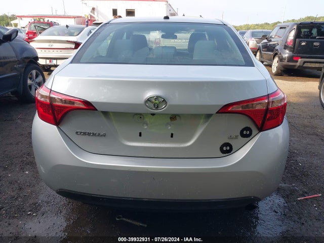 Toyota COROLLA LE 2018 2T1BURHE0JC034190 Image 16