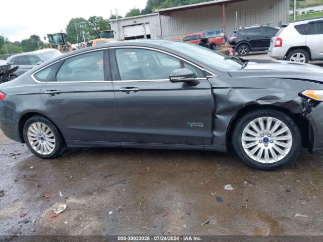 3FA6P0PUXGR256371 Ford Fusion Energi Se Luxury