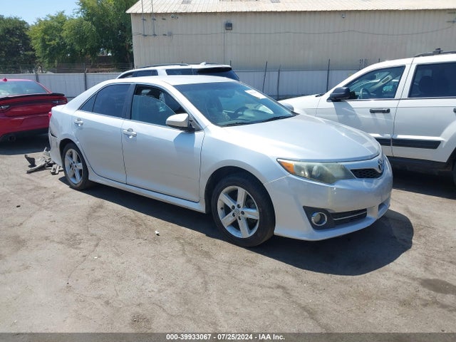 Toyota CAMRY SE 2014 4T1BF1FK3EU815049 головне зображення