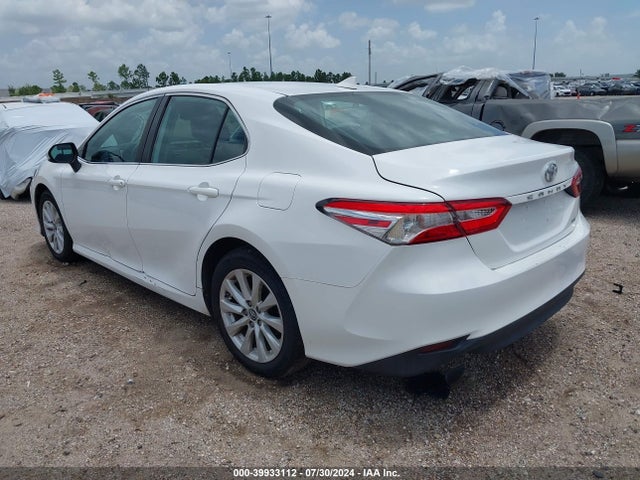 Toyota CAMRY LE 2019 4T1B11HK8KU849057 Image 3