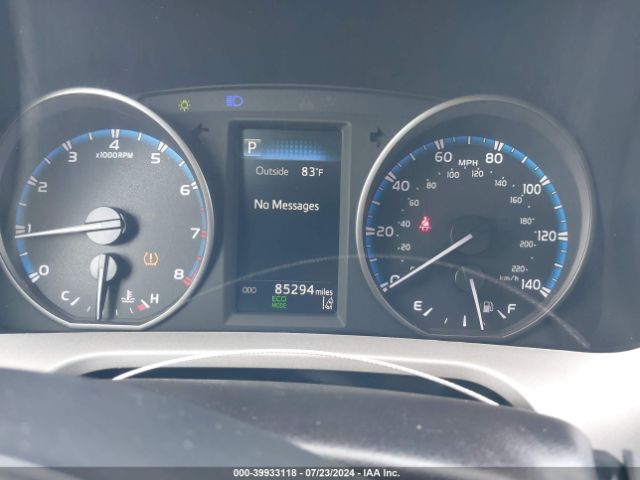 2T3BFREV7HW598319 Toyota RAV4 LE