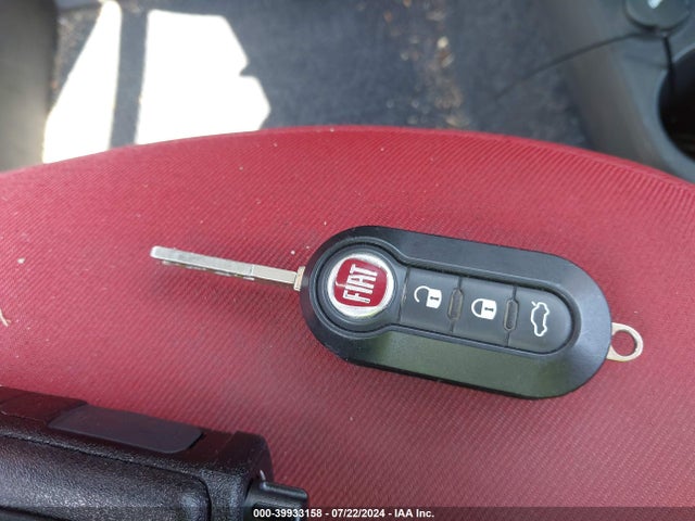2015 FIAT 500 3C3CFFAR0FT502132 Photo 10