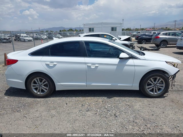 Hyundai SONATA SE 2015 5NPE24AF9FH257292 Image 14