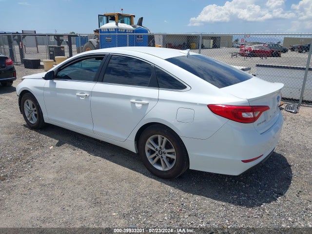 Hyundai SONATA SE 2015 5NPE24AF9FH257292 Image 3