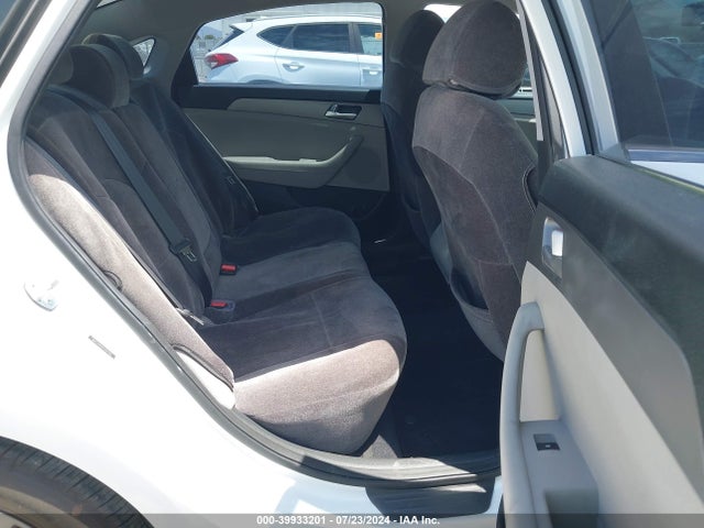 Hyundai SONATA SE 2015 5NPE24AF9FH257292 Image 8