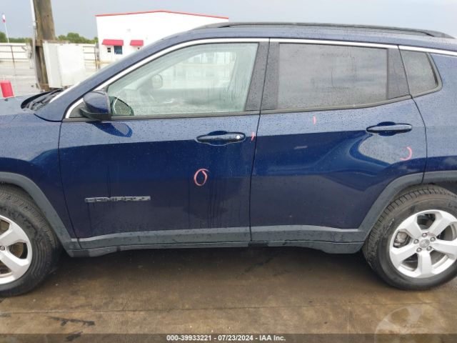 3C4NJCBB5MT592202 Jeep Compass Latitude Fwd