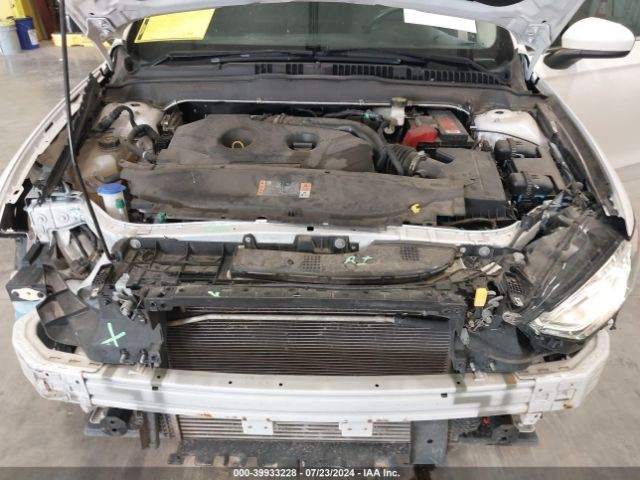 3FA6P0T92HR312578 Ford FUSION SE